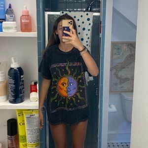 Sun and moon design t-shirt